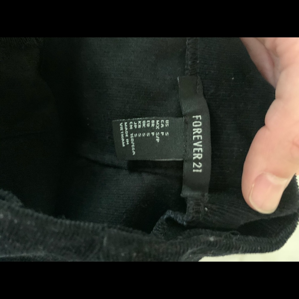 Skirt - Picture 2 of 3